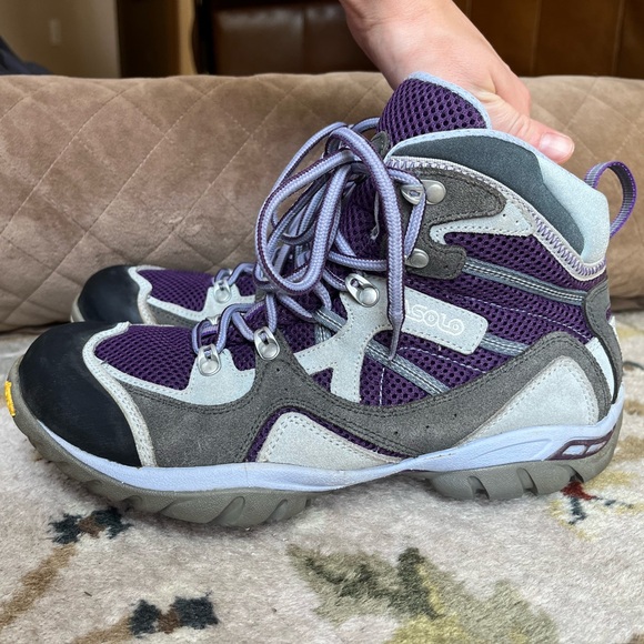 Asolo Ellery Hiking Boot - great condition. A tad short for me. - Picture 2 of 11